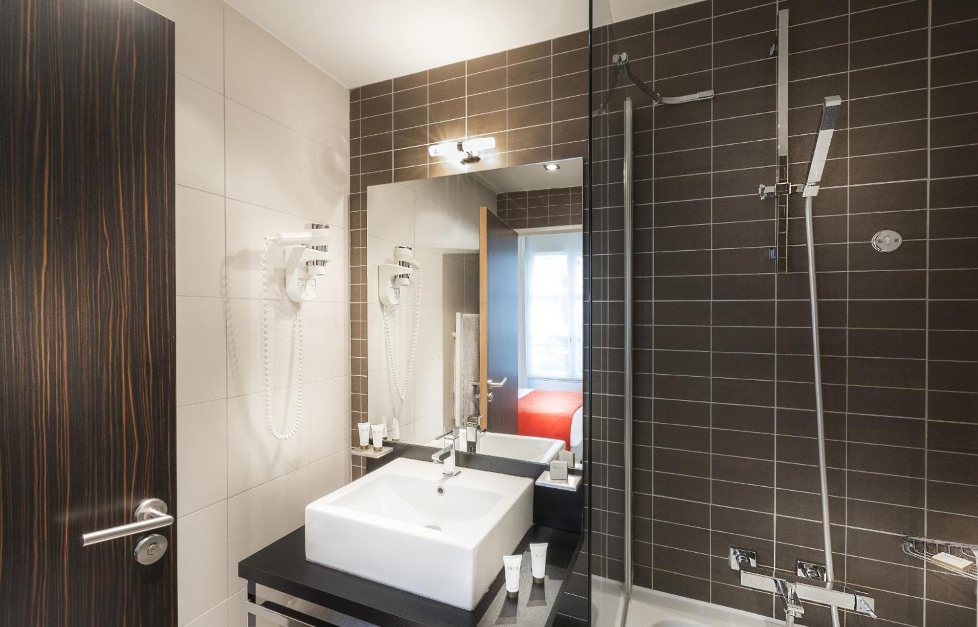 Disneyland Deluxe Flat, Outside Pool, Climatisation, 1 Min To Disney Parks Serris Exterior photo